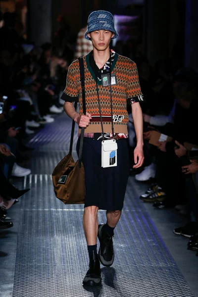 Look 35